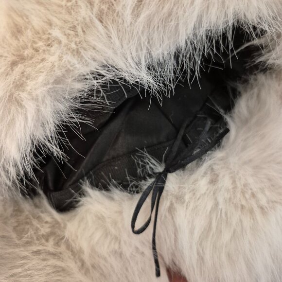 Barbiecore Faux Fur Bucket/Cloche Hat (Sm) - Picture 3 of 7